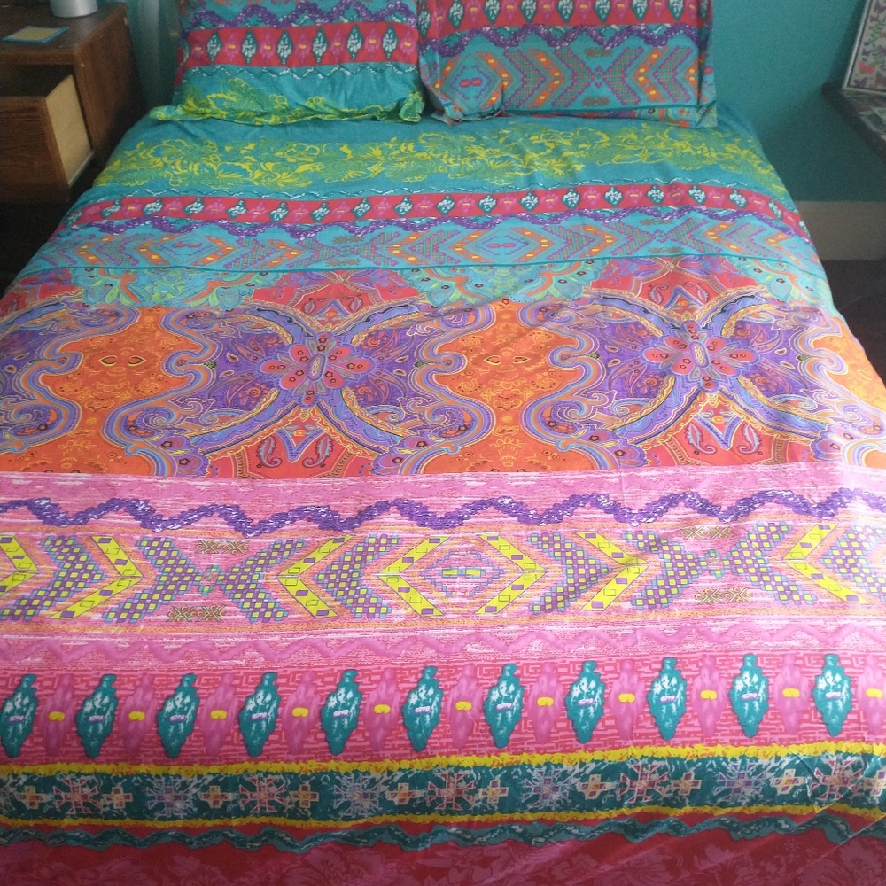 Duvet and two pillow cases